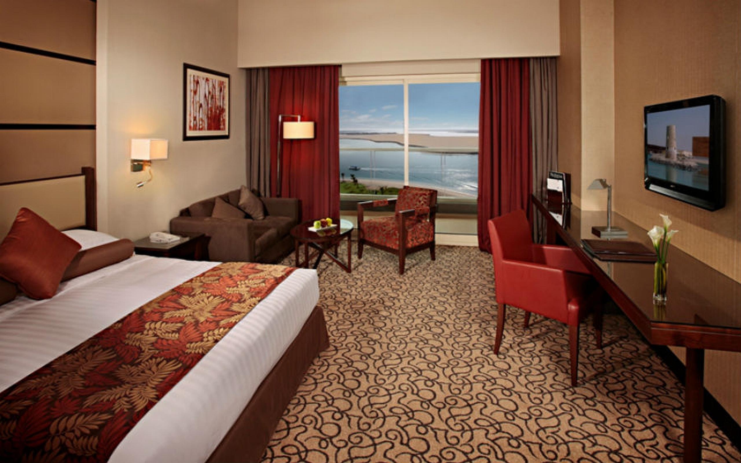 Khalidiya Palace Rayhaan By Rotana, Station touristique 5*