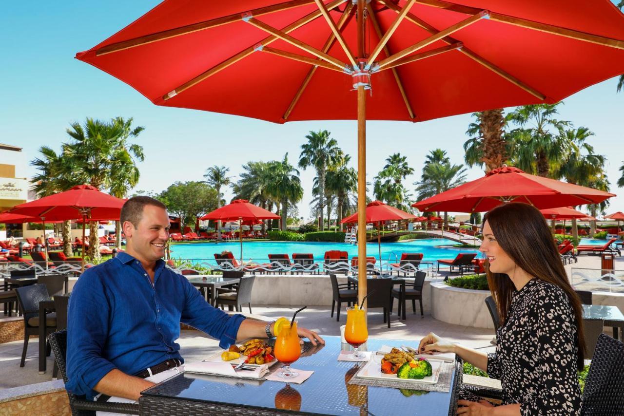 Khalidiya Palace Rayhaan By Rotana, Resort
